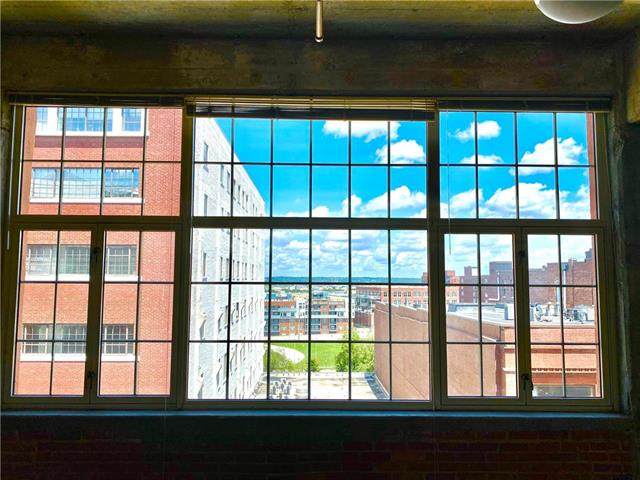321 7th Street - Photo 1