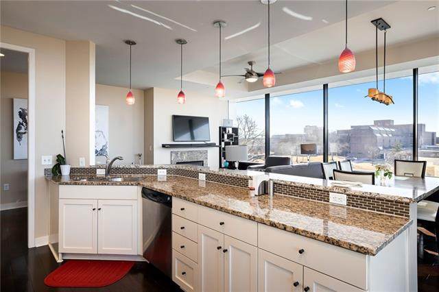 700 31st Street - Photo 1