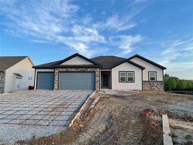 16605 Pinehurst Drive - Photo 1