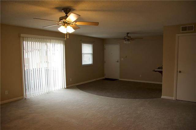 6226 Robinson Street - Photo 1