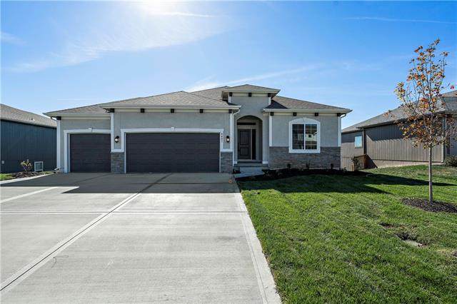 9007 111th Place - Photo 1