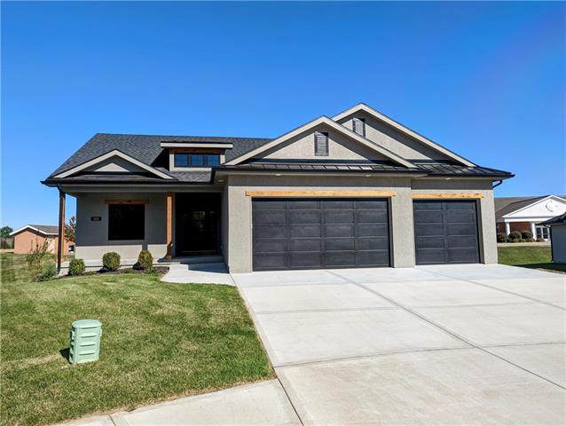 1815 Falcon Court - Photo 1