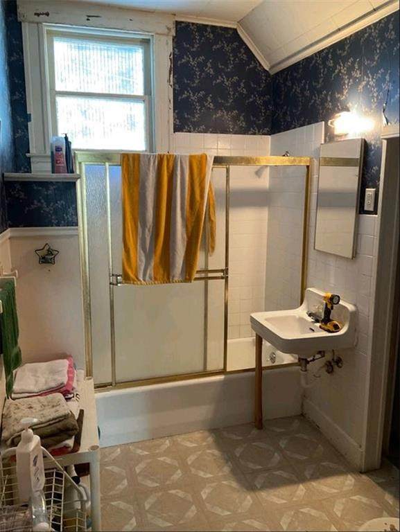 421 Monroe Street - Photo 1