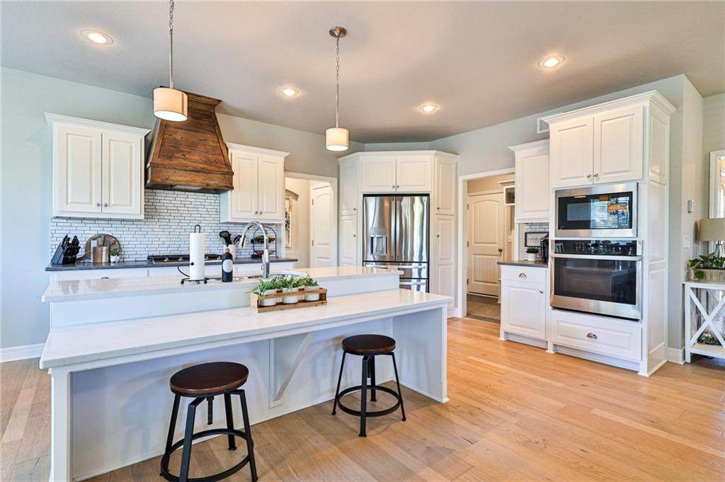 4909 Marguerite Street - Photo 1