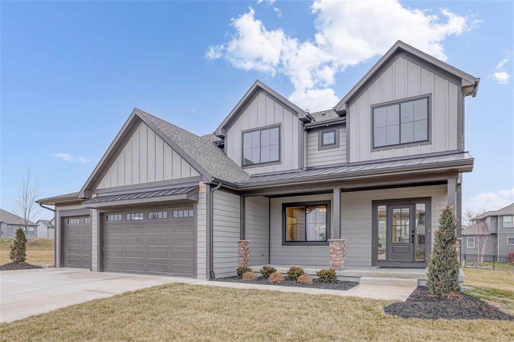 900 Twisted Oak Road - Photo 1