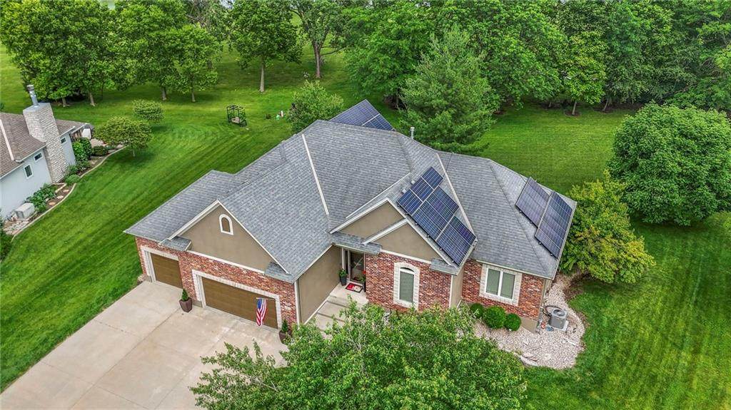 913 Birchwood Drive - Photo 1