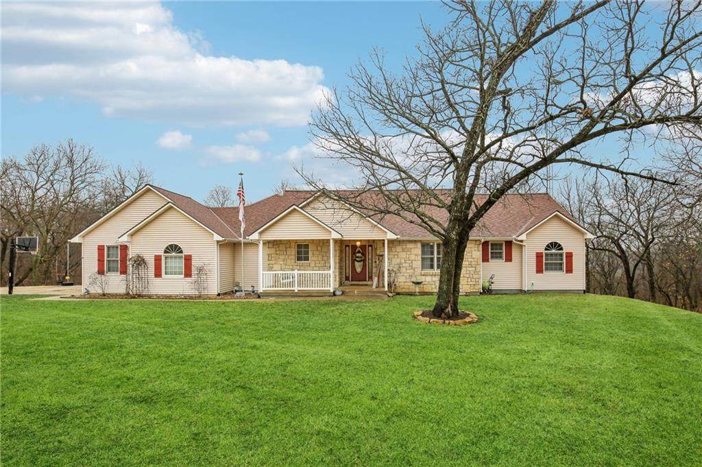 4547 Wallace Road - Photo 1