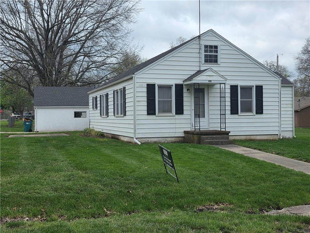 401 6th Street - Photo 1