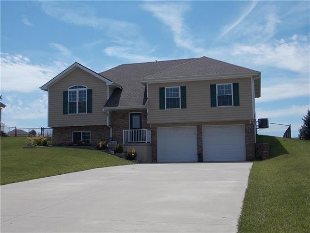 1705 Bluebird Court - Photo 1
