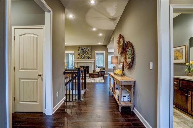 8707 Liston Avenue - Photo 1