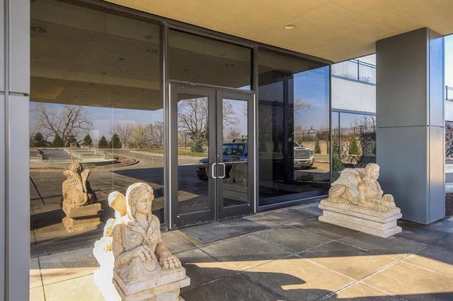 700 31st Street - Photo 1
