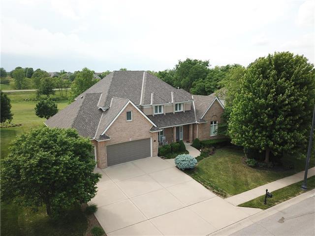 10124 Bradford Avenue - Photo 1