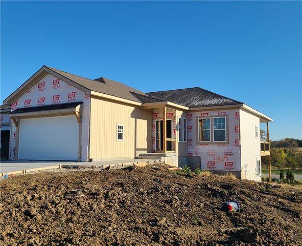 4907 145th Street - Photo 1