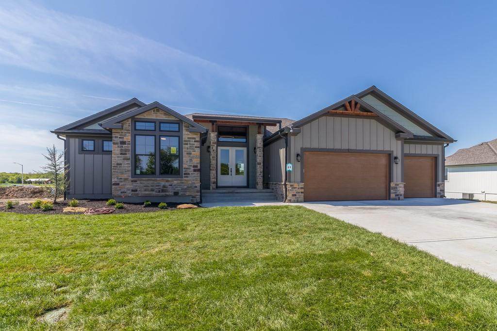 1809 Halls Creek Avenue - Photo 1