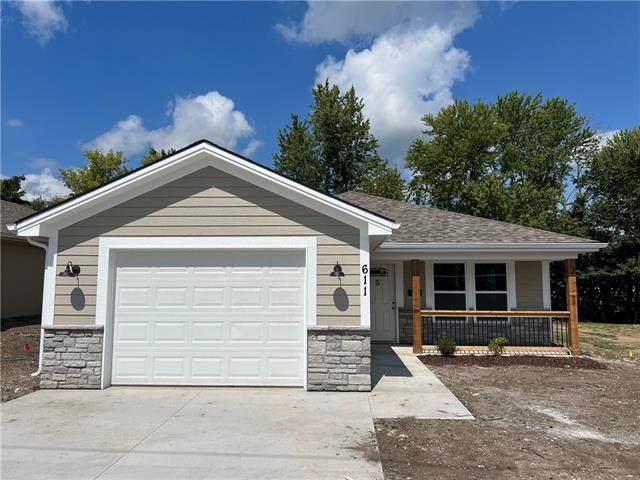 611 Dryden Street - Photo 1