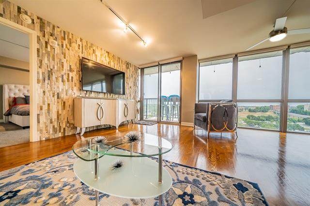 600 Admiral Boulevard - Photo 1