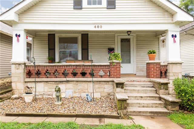 402 Topping Avenue - Photo 1