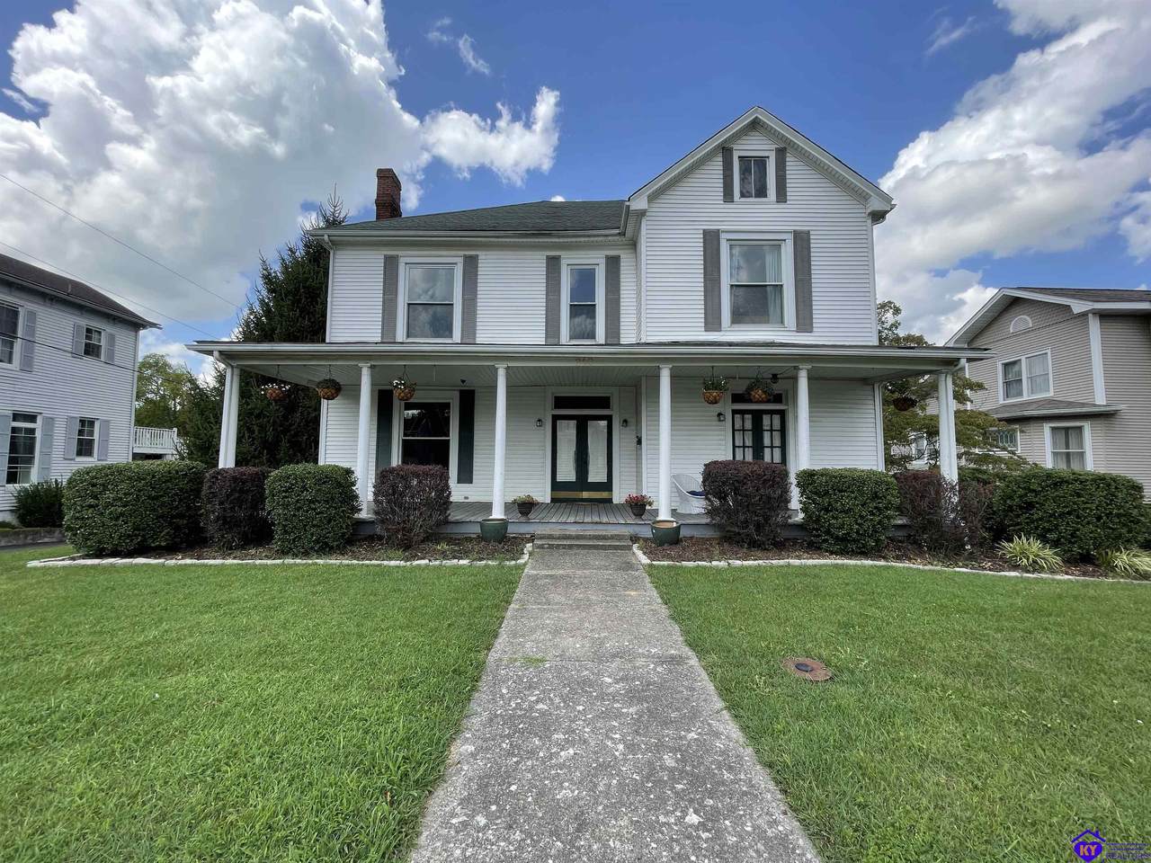 210 Mulberry Street - Photo 1