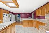 978 Forest Hill Road - Photo 16