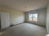 309 Ashwood Avenue - Photo 15
