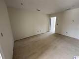 309 Ashwood Avenue - Photo 32