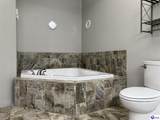 401 Forest Hills Drive - Photo 24