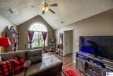 110 Tulip Drive - Photo 4