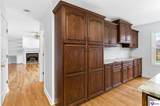1516 Yorkshire Drive - Photo 9