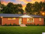 804 Hillview Drive - Photo 1
