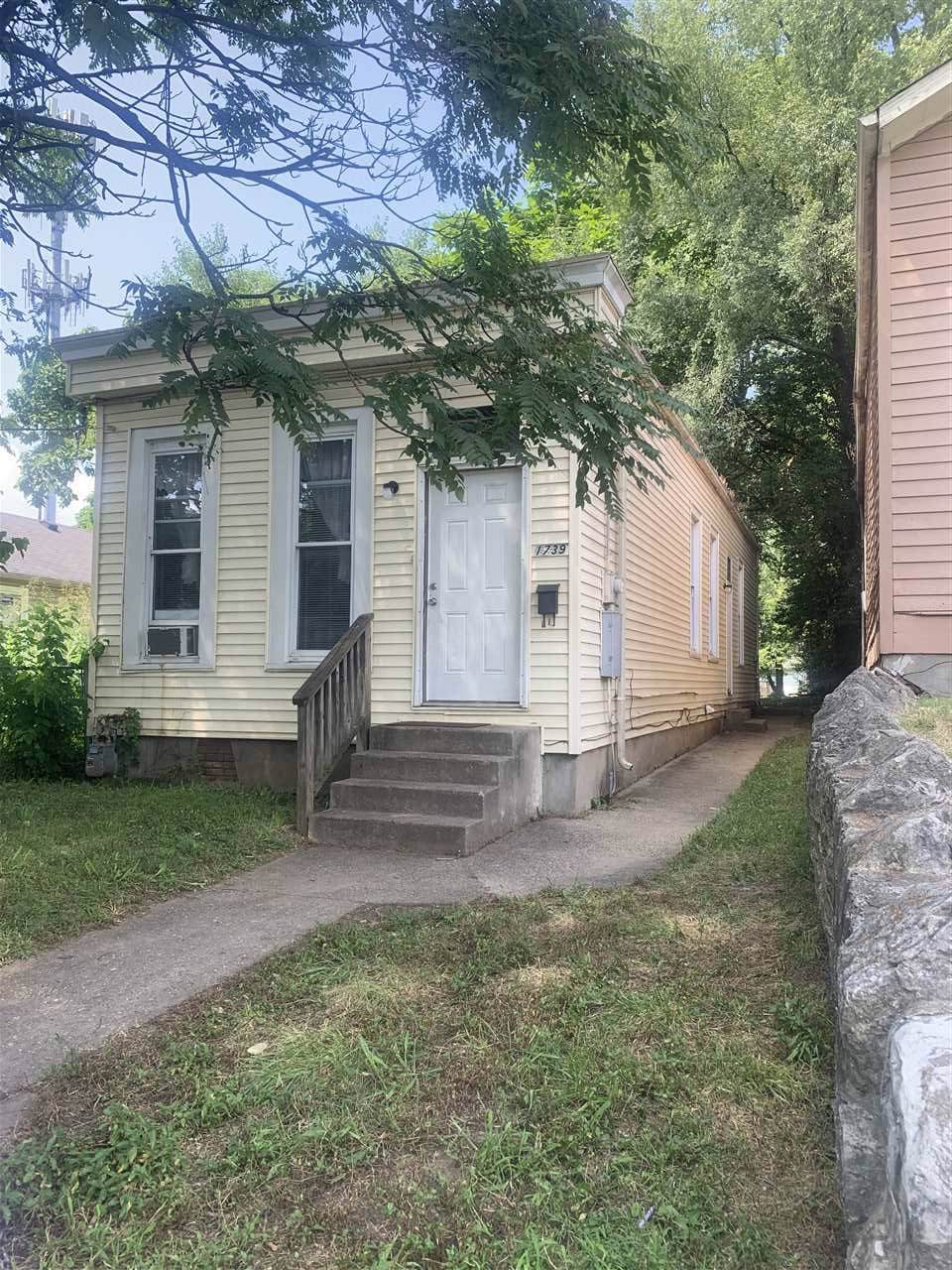 1739 Kentucky Street - Photo 1