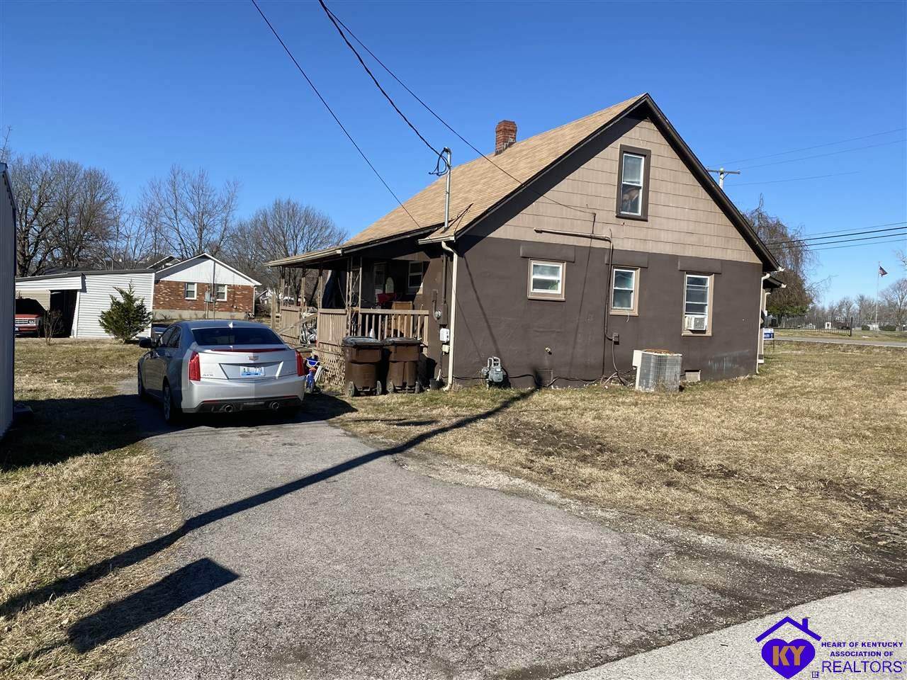 318 Greensburg Street - Photo 1