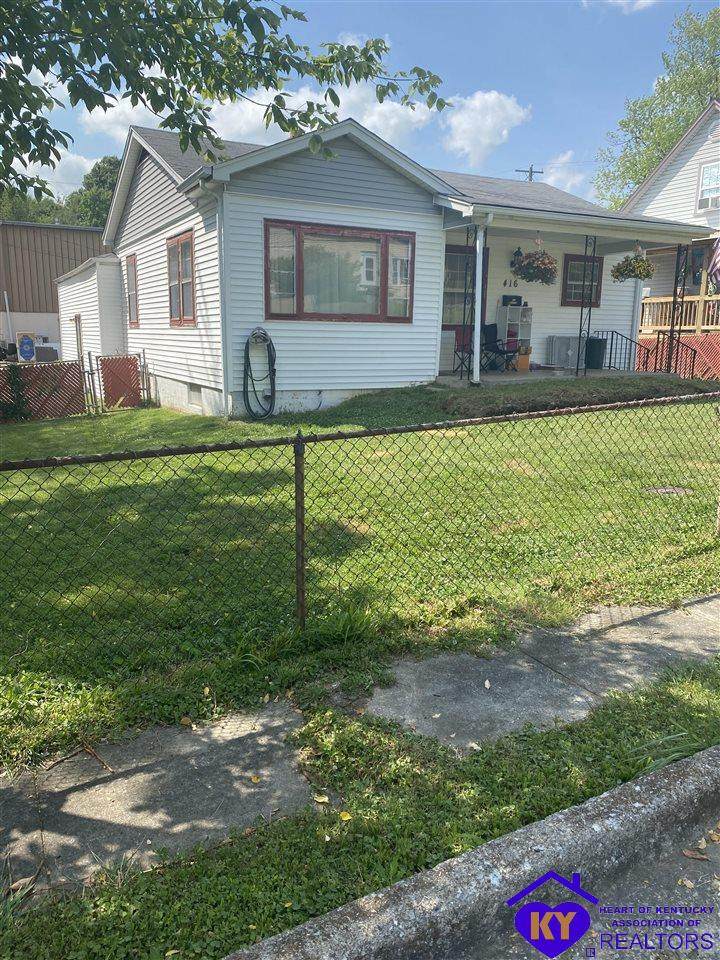 416 Henry Street - Photo 1