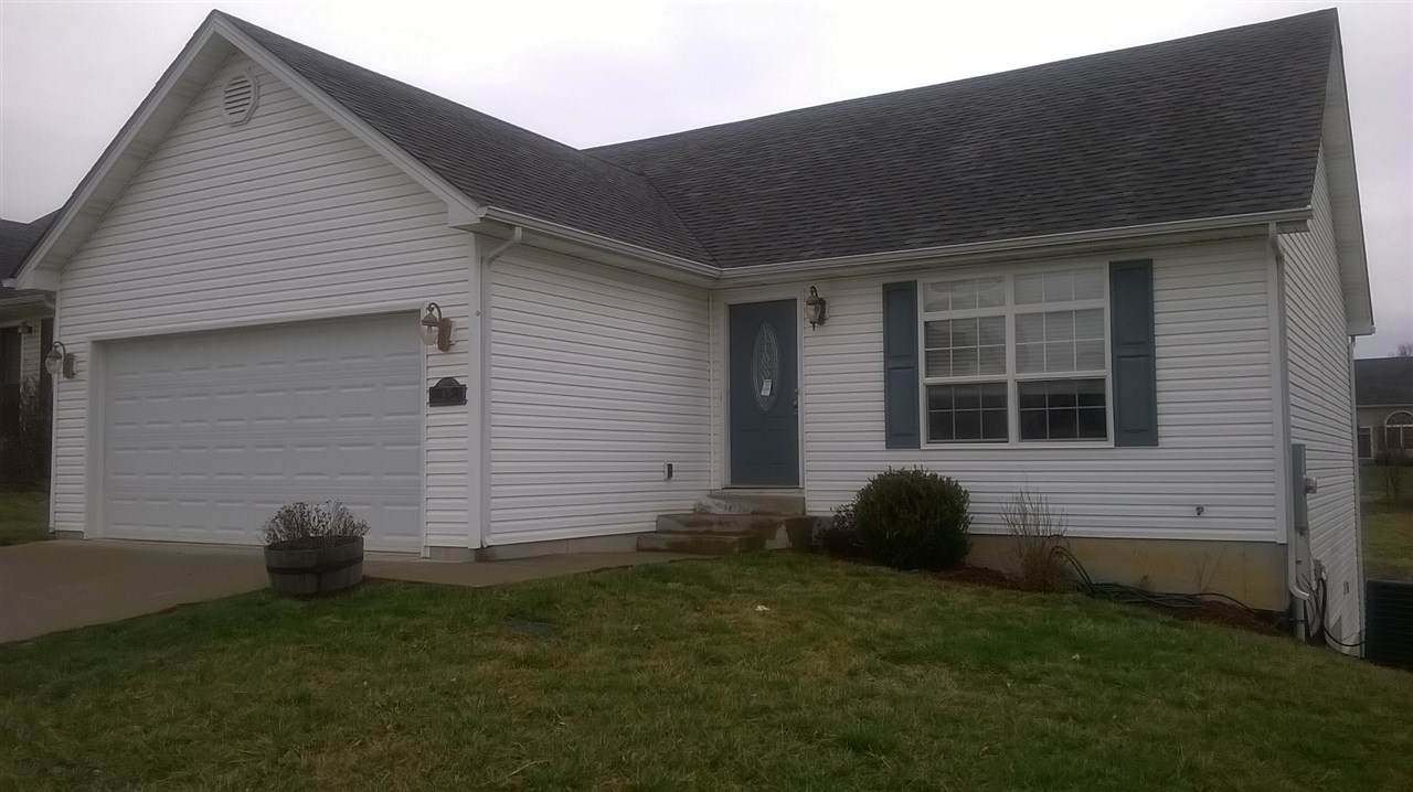 105 Holiday Court - Photo 1