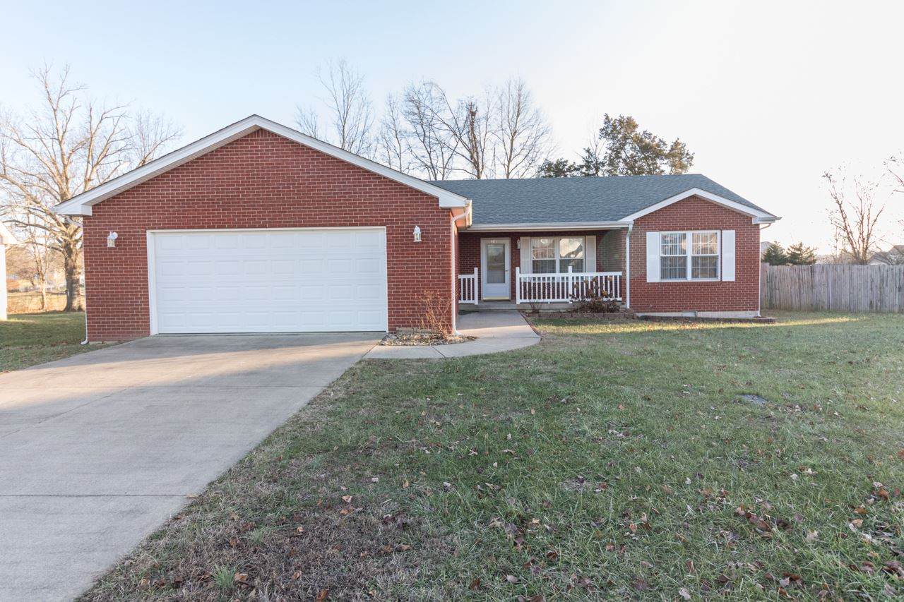 318 Emmaus Circle - Photo 1
