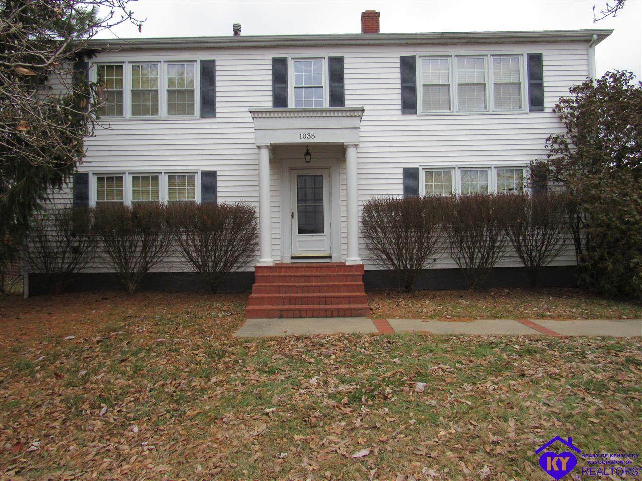 1035 Vine Street - Photo 1