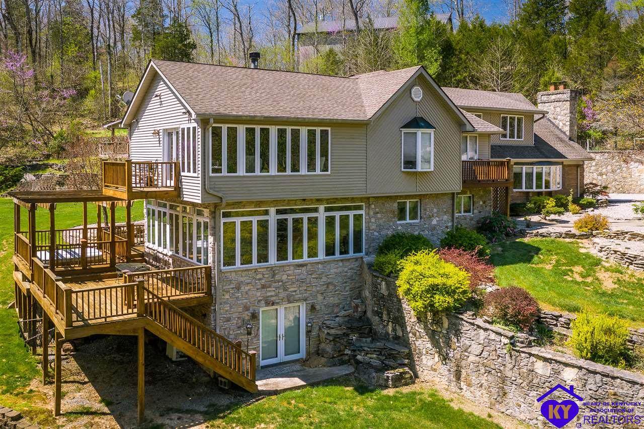 724 Cedar Creek Drive - Photo 1