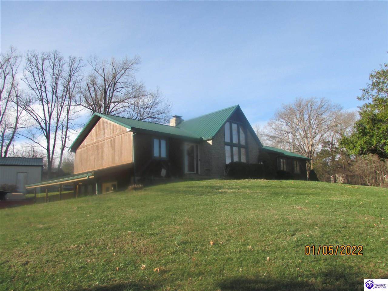 333 Spring Meadow Drive - Photo 1