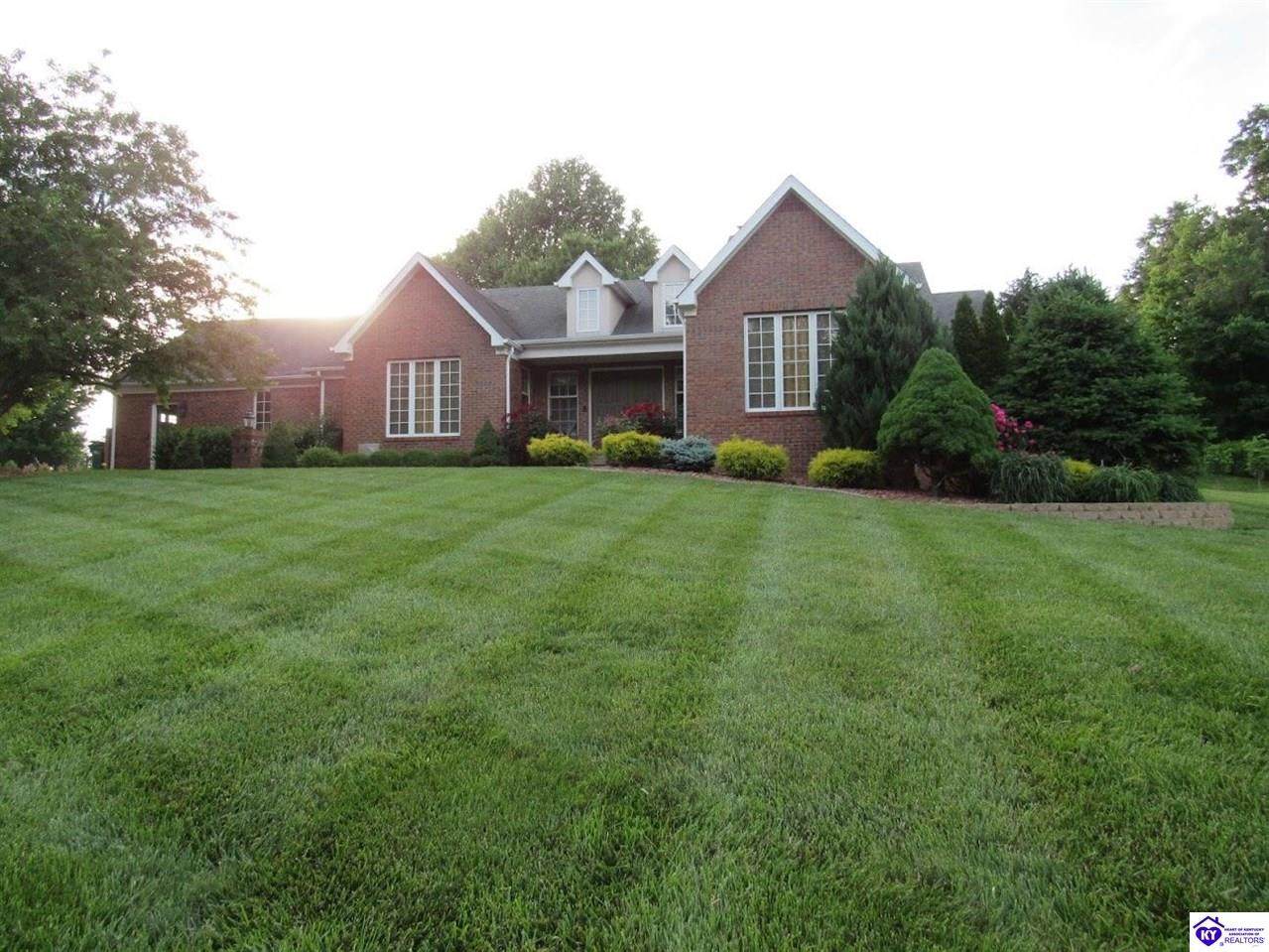 708 Foxfire Road - Photo 1