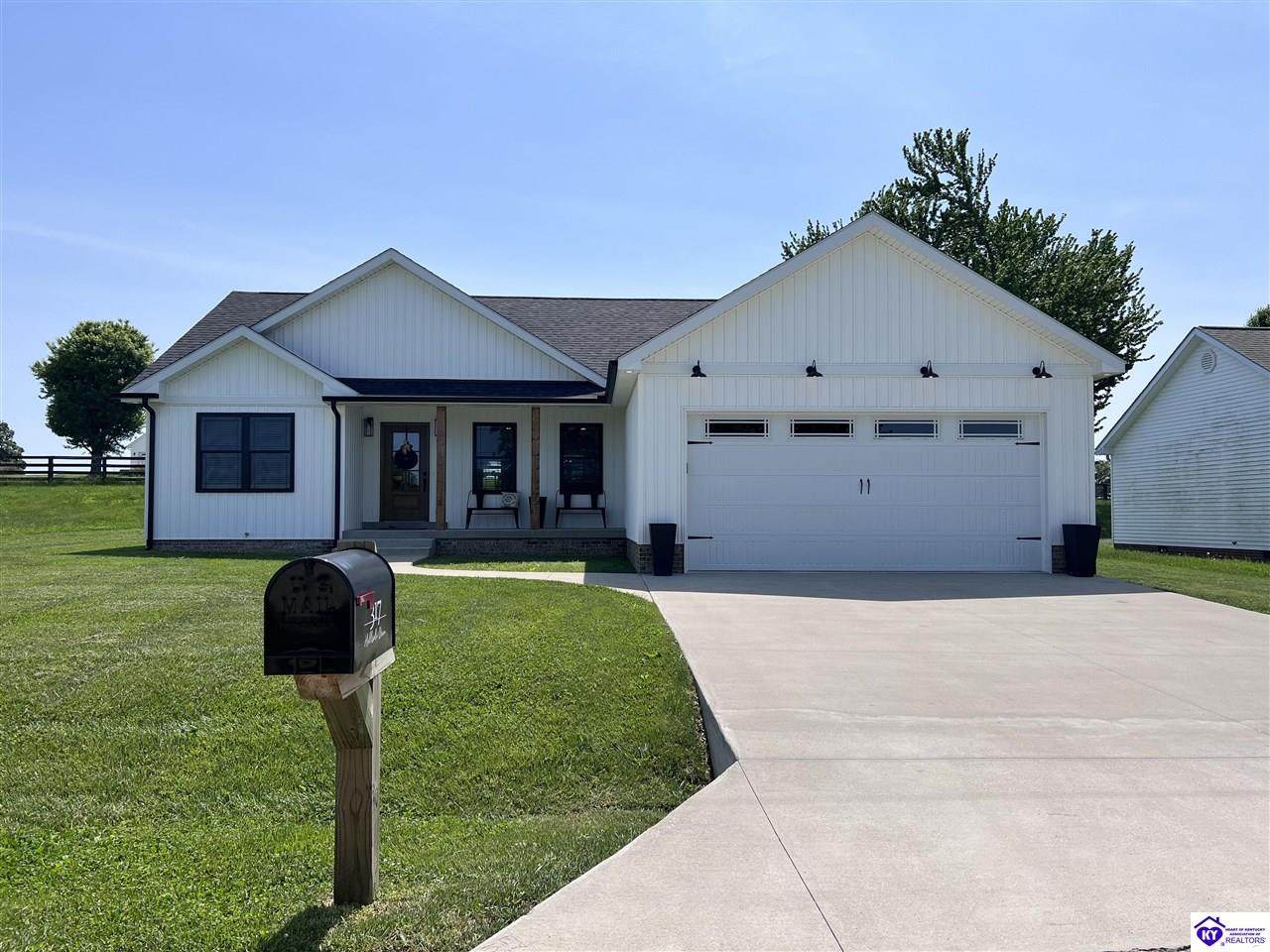 317 Hillside Drive - Photo 1