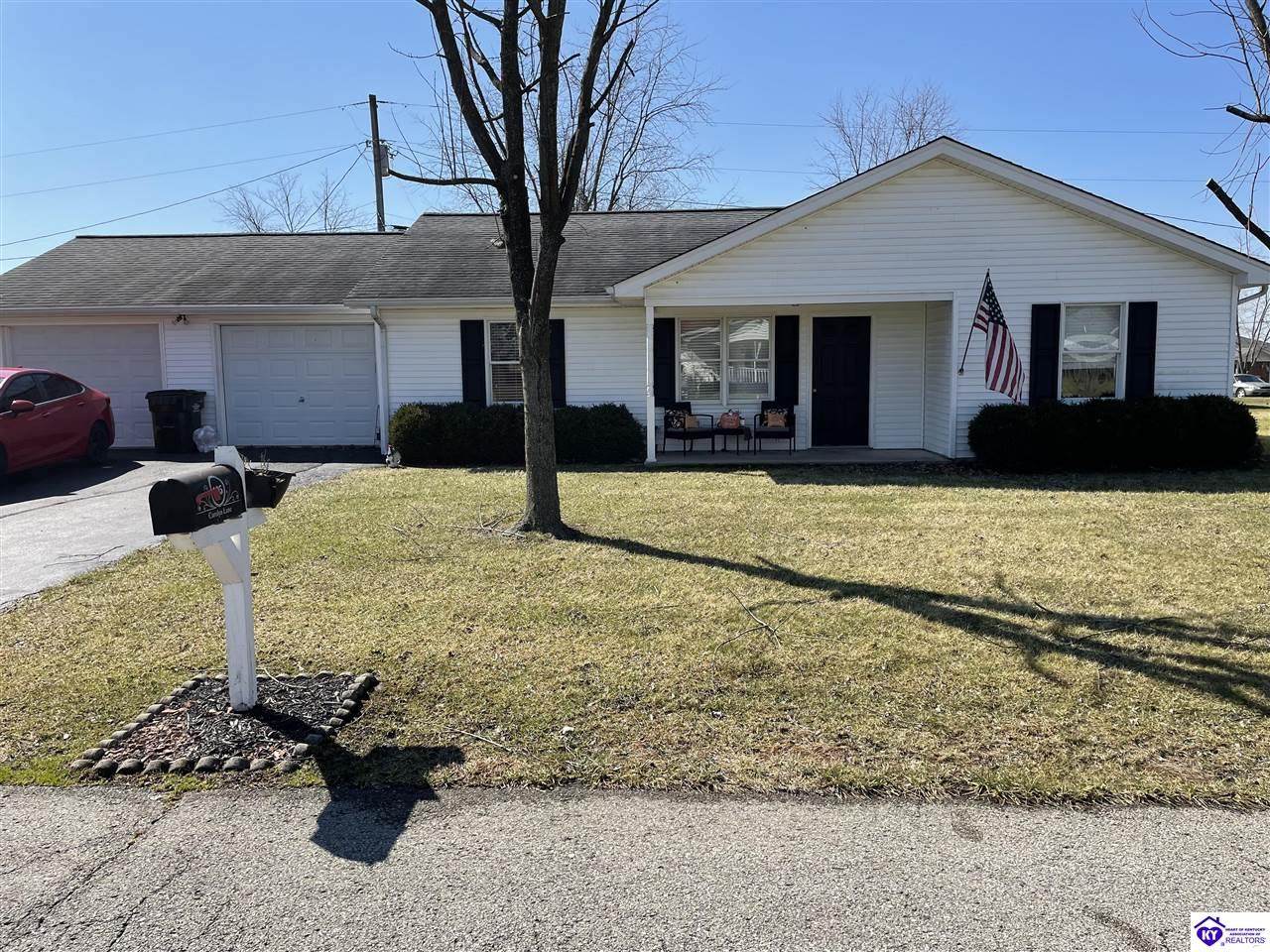 105 Carolyn Street - Photo 1