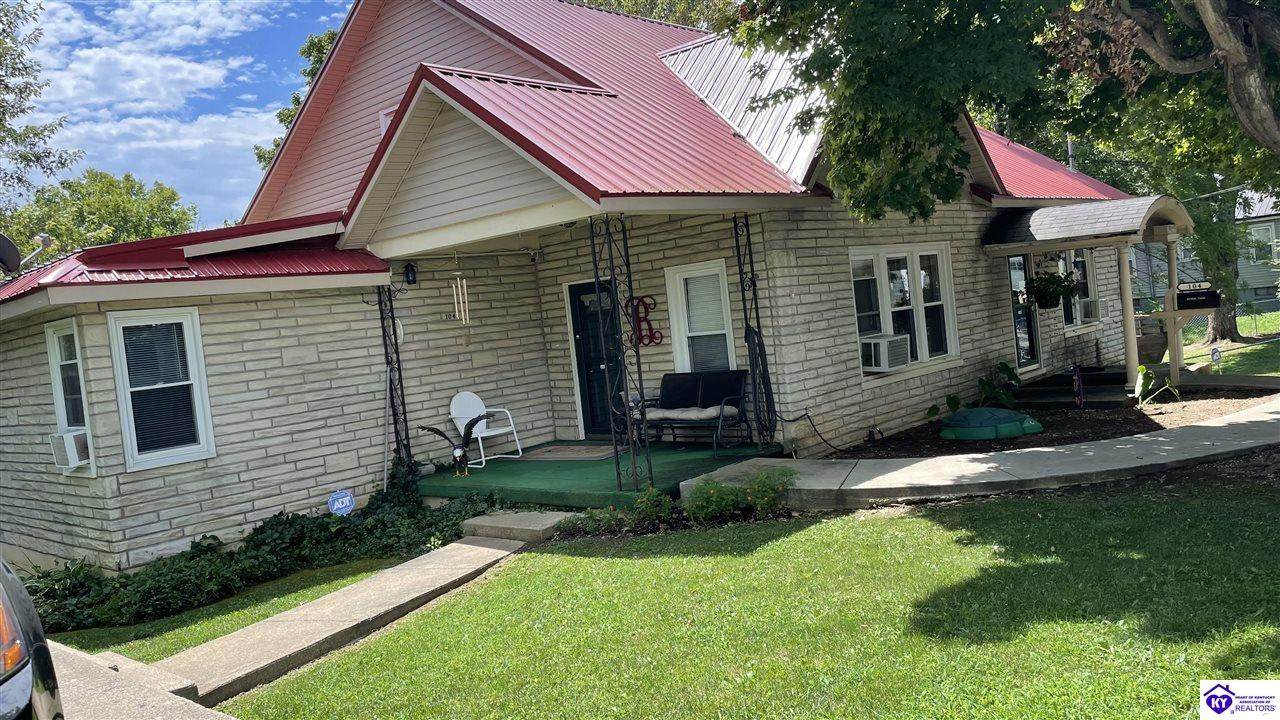 104 Mccullum Avenue - Photo 1