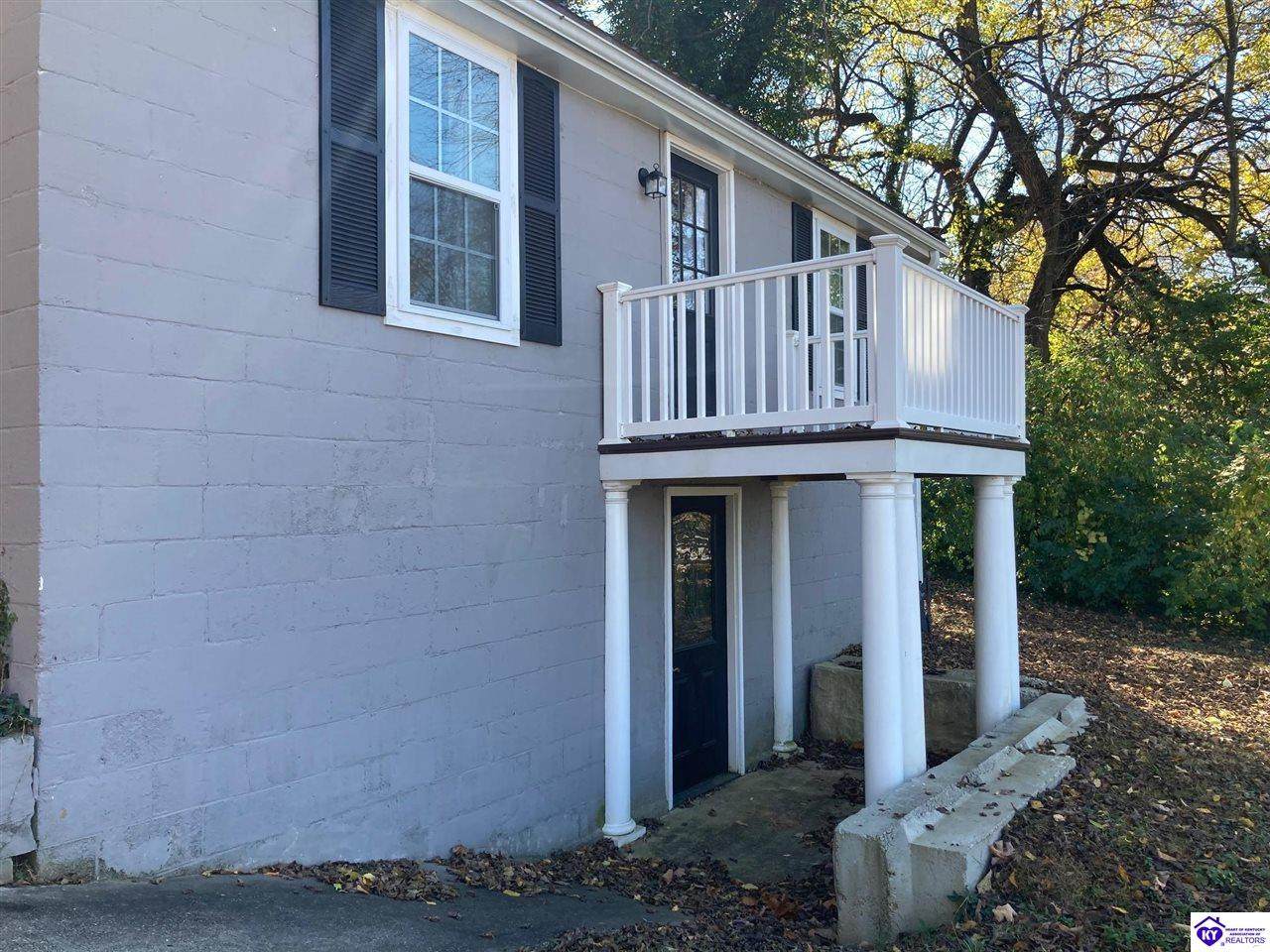 500 Nicholas Street - Photo 1
