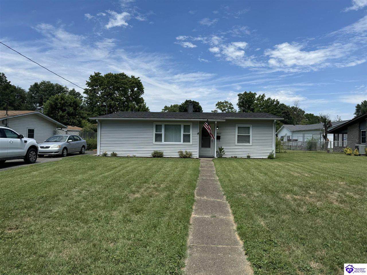 6005 Middleground Dr - Photo 1