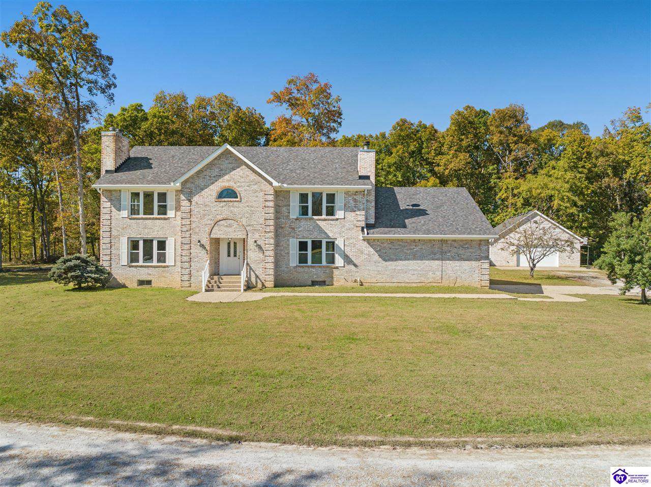 978 Forest Hill Road - Photo 1