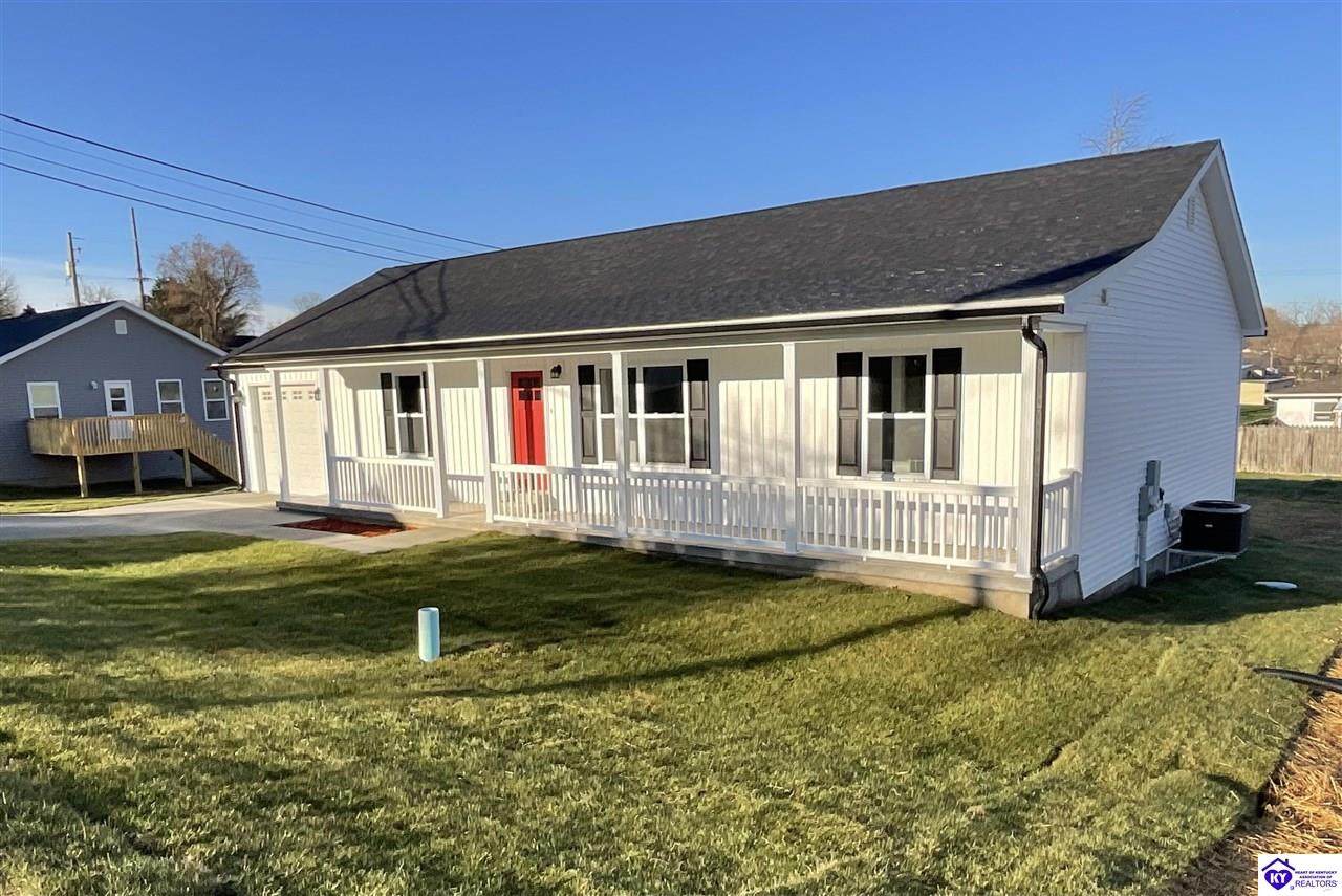 205 Peck Street - Photo 1