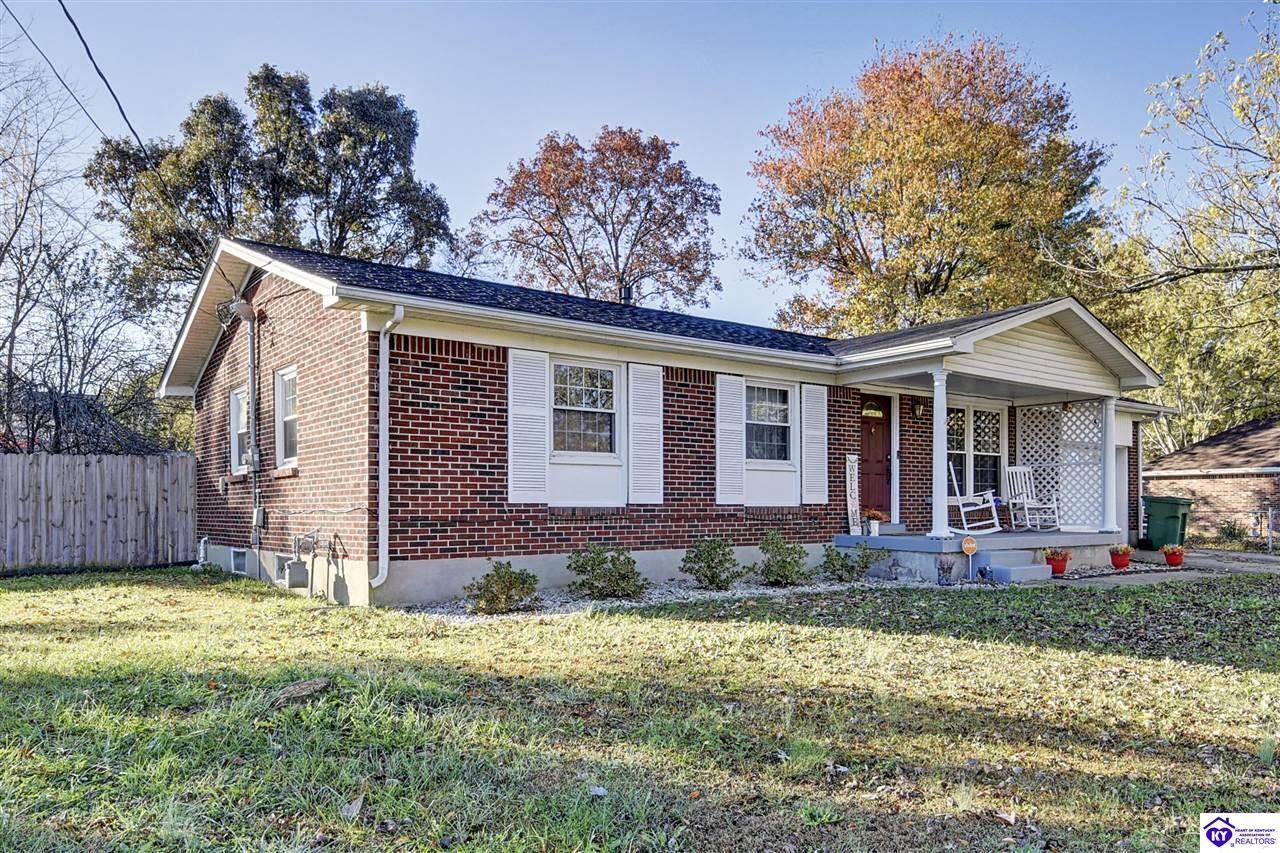 676 Pearman Avenue - Photo 1