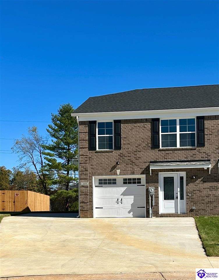 209 Dixon Circle - Photo 1