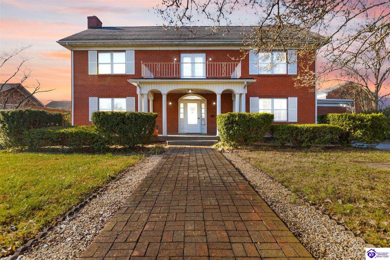 407 Lebanon Avenue - Photo 1