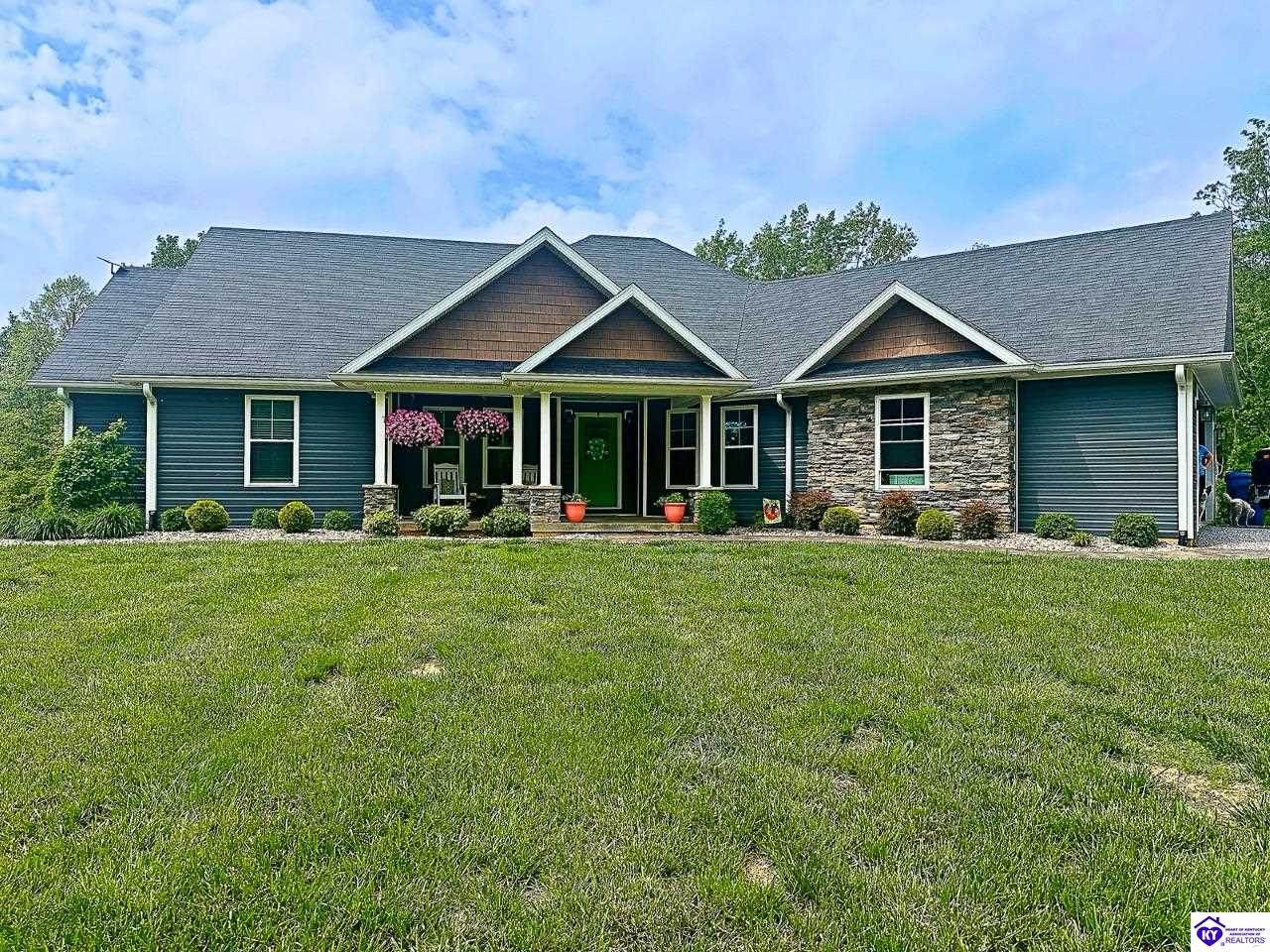 366 William Hash Road - Photo 1