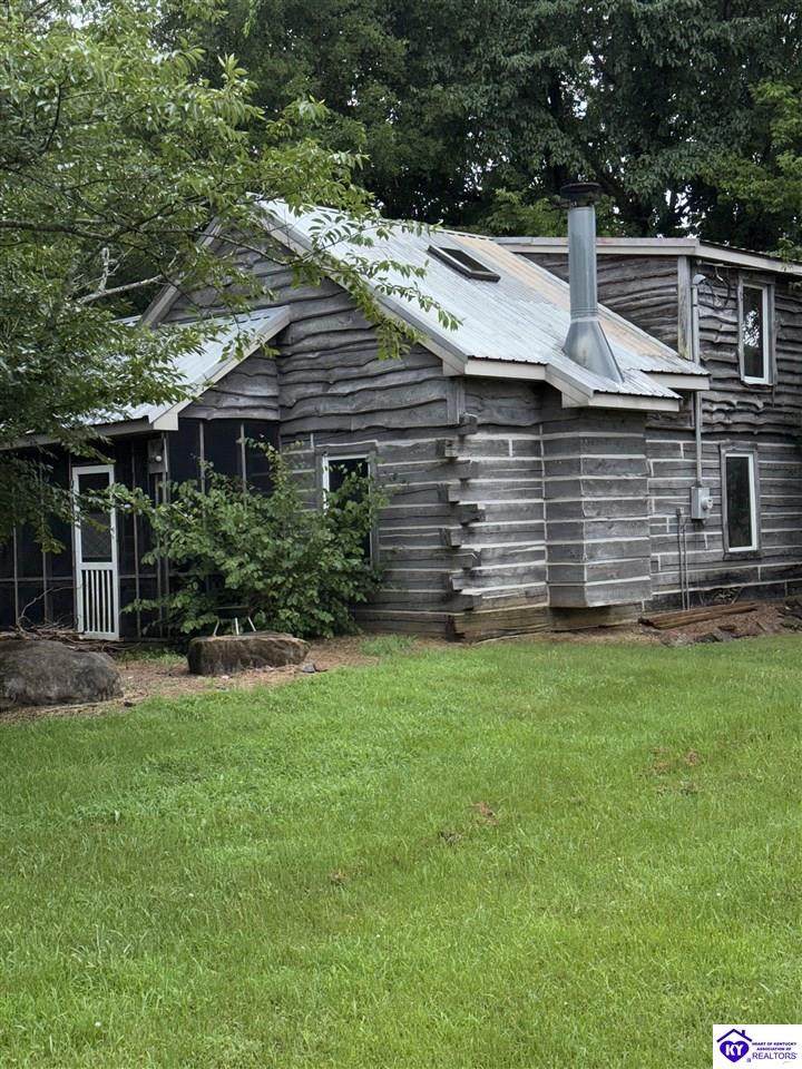 10202 Highway 259 - Photo 1